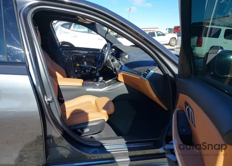 2022 BMW 3 Series 330E из США, поврежденный, VIN 3MW5P7J07N8C55523